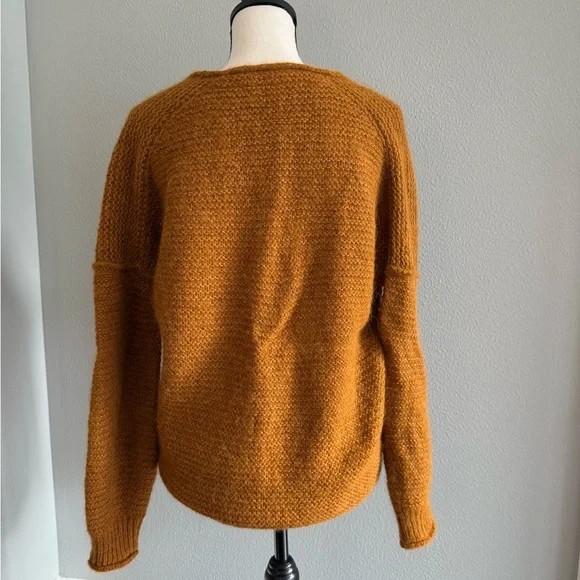 Free People ALL MINE Sweater size XS - Picture 9 of 12